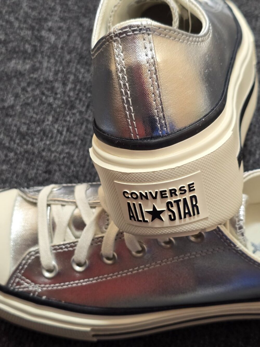 Converse Chuck Taylor Lift Double Stack Metallic Silver A16406C Men 6.5 Women 8. - Picture 4 of 6